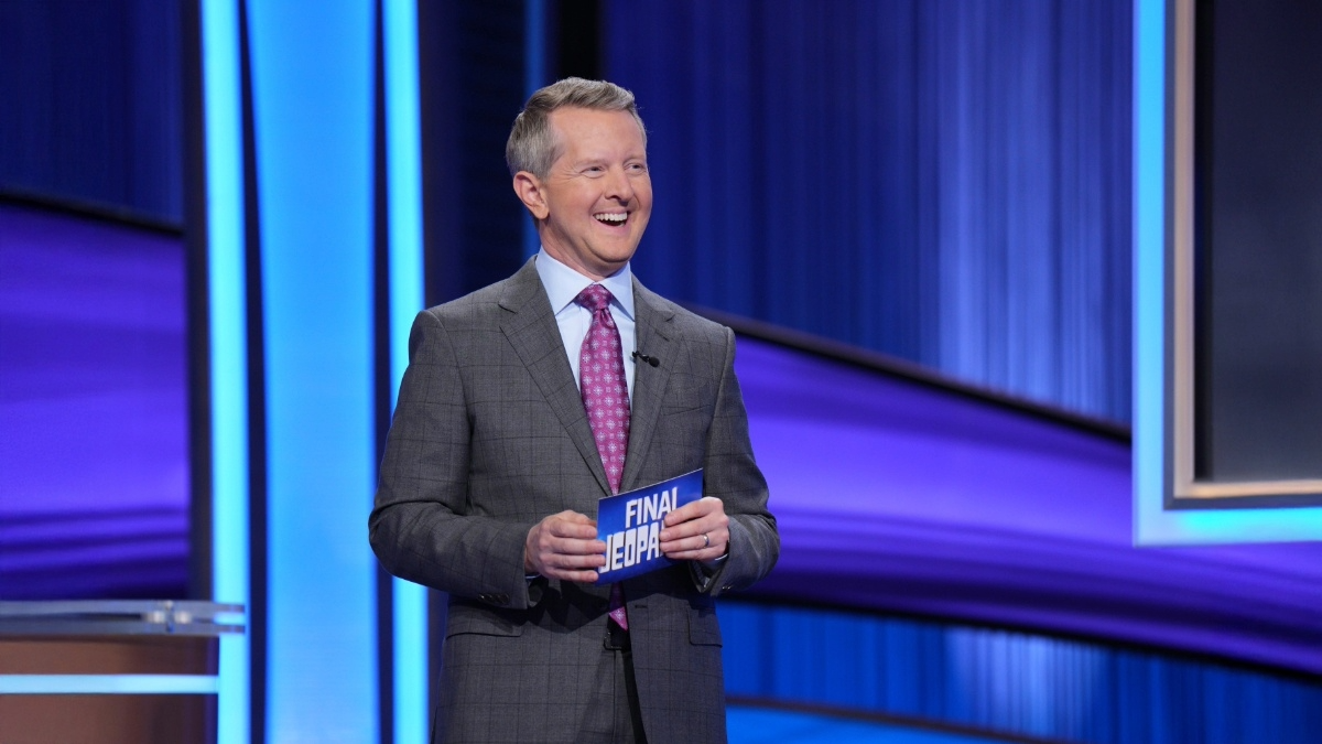Ken Jennings on Set